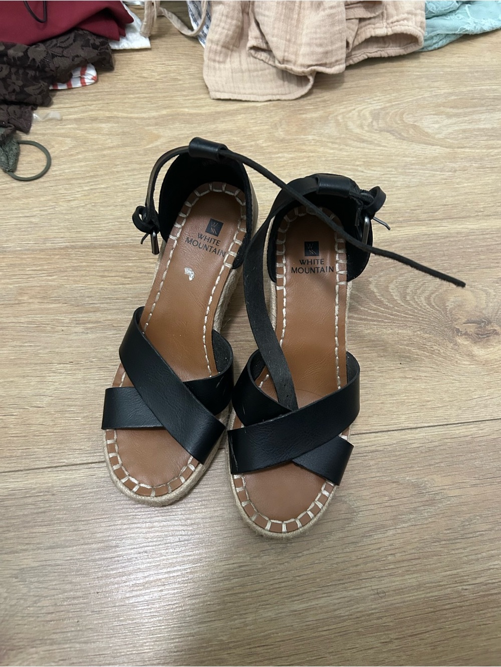 Black strap wedges size 7